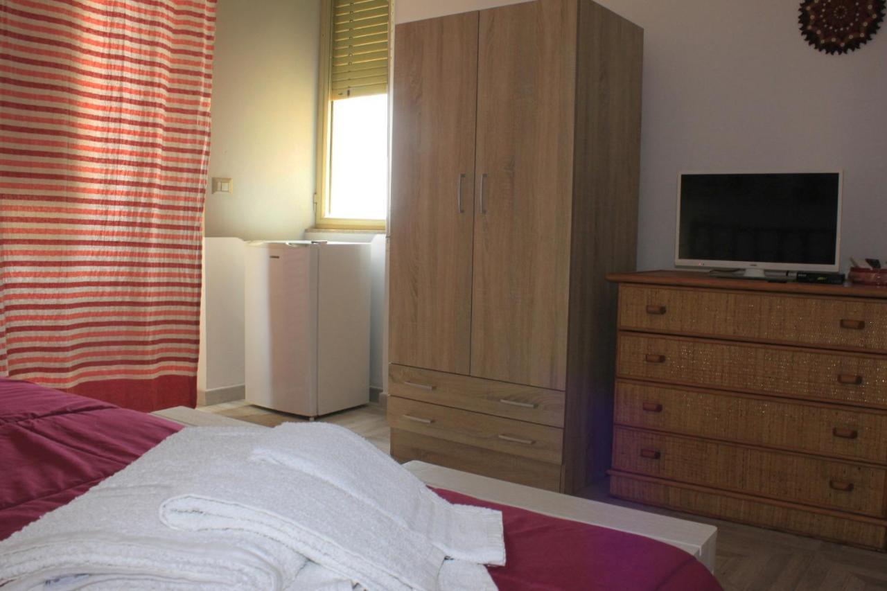 Bed & Breakfast Lighea Giardini Naxos Exterior photo