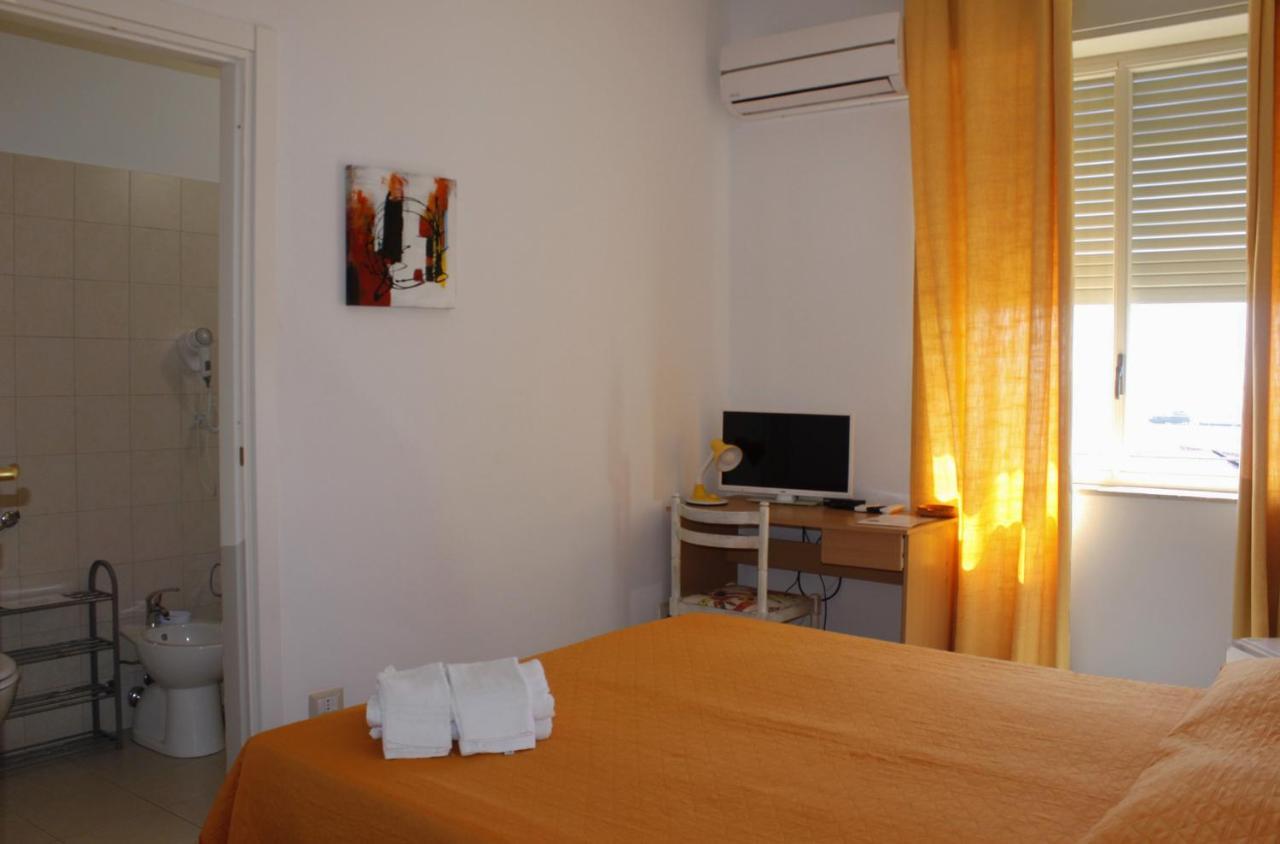 Bed & Breakfast Lighea Giardini Naxos Exterior photo