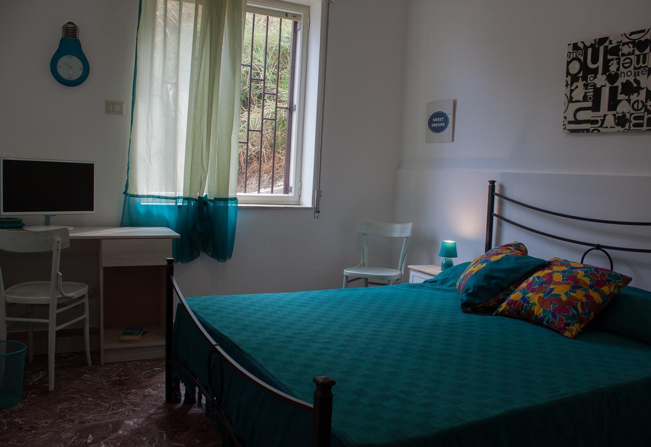 Bed & Breakfast Lighea Giardini Naxos Exterior photo