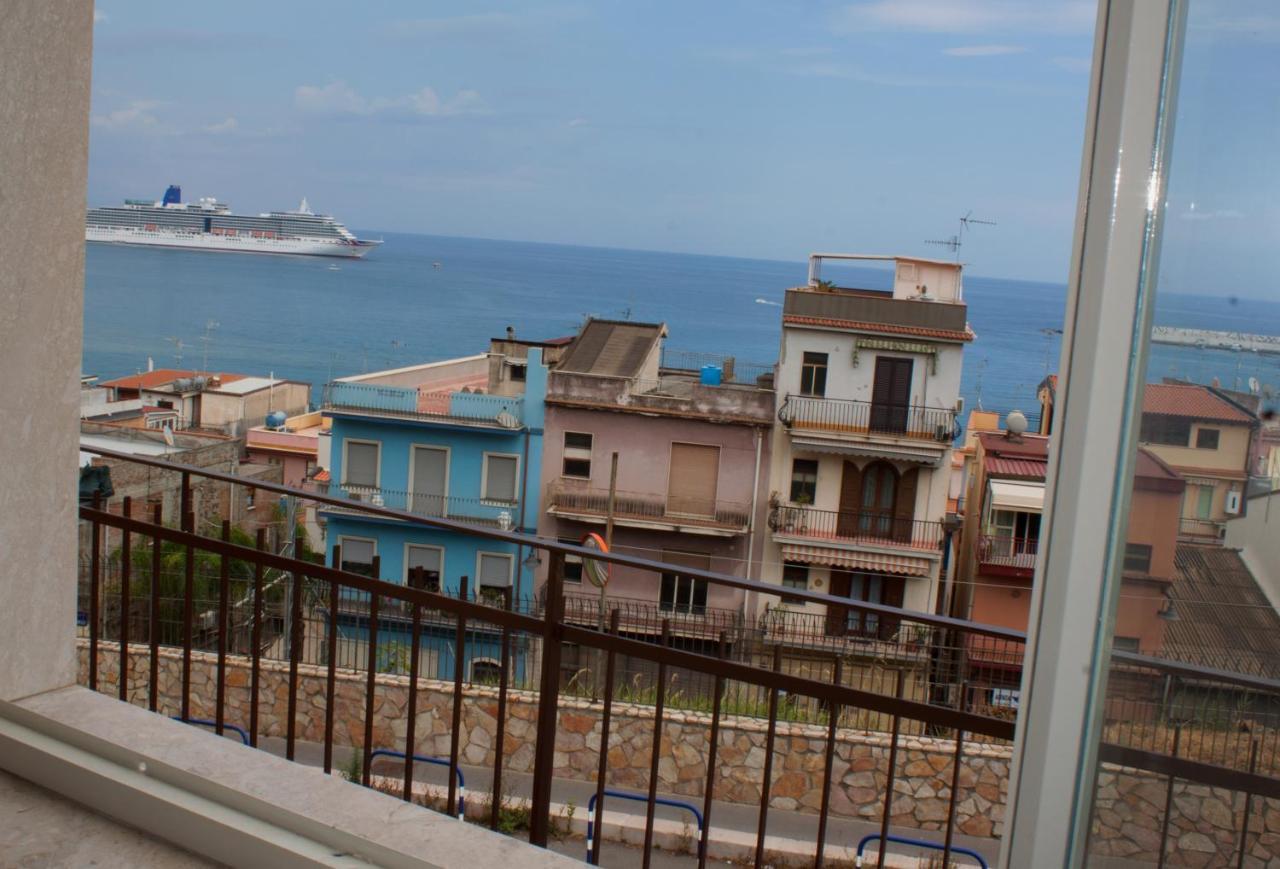 Bed & Breakfast Lighea Giardini Naxos Exterior photo